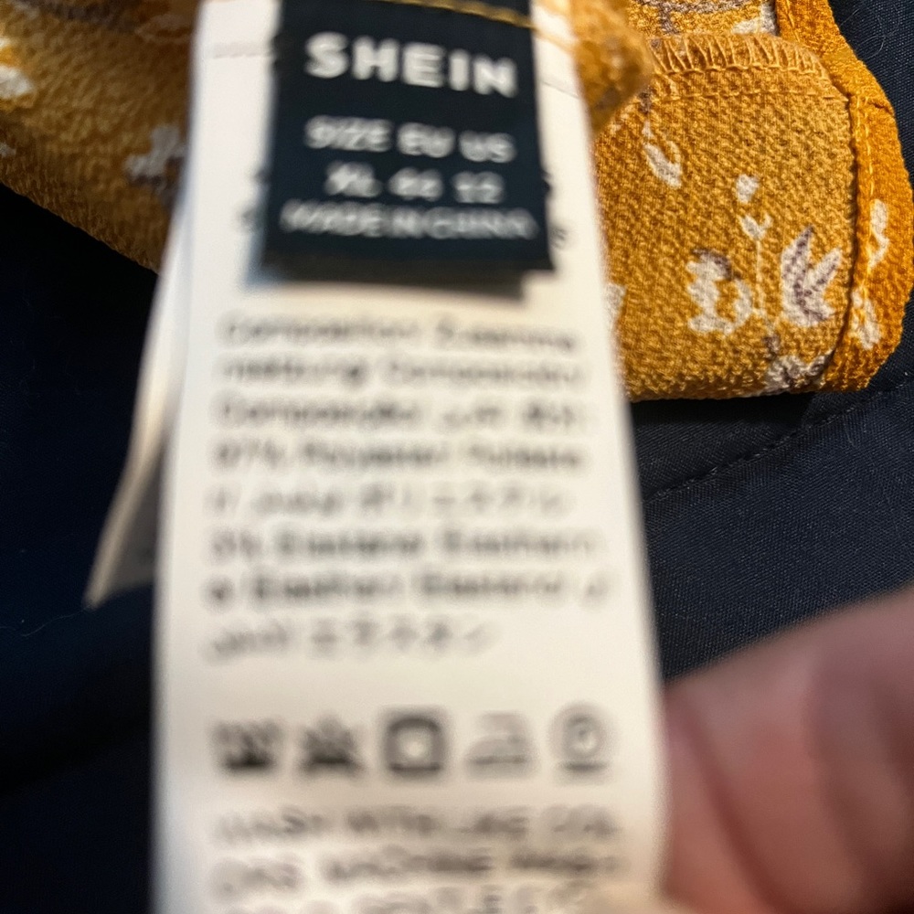 summer blouse - Picture 3 of 5
